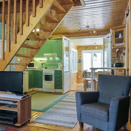 Holiday home Huuhkalinna By Interhome Syote